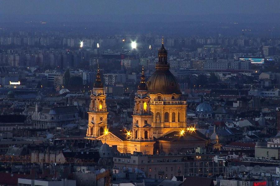 Budapest Revay Apartments Bagian luar foto