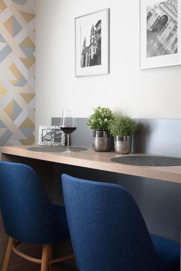 Budapest Revay Apartments Bagian luar foto