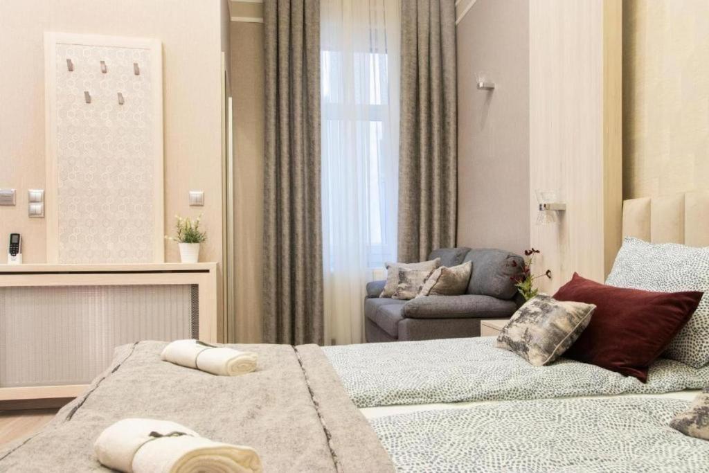 Budapest Revay Apartments Bagian luar foto