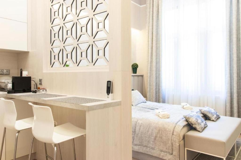 Budapest Revay Apartments Bagian luar foto