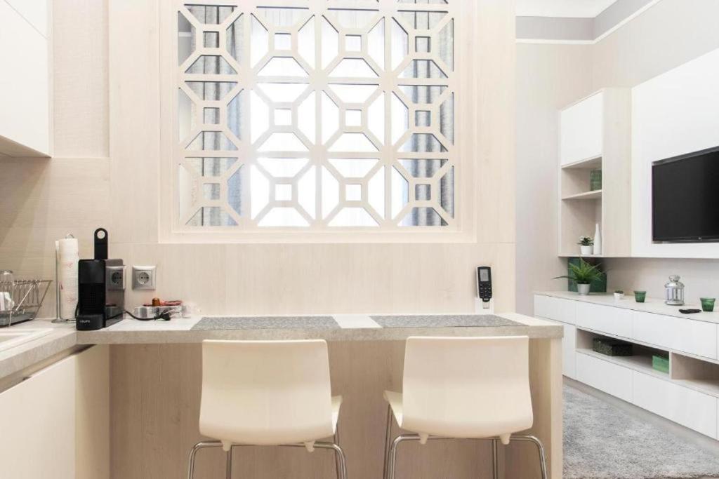 Budapest Revay Apartments Bagian luar foto